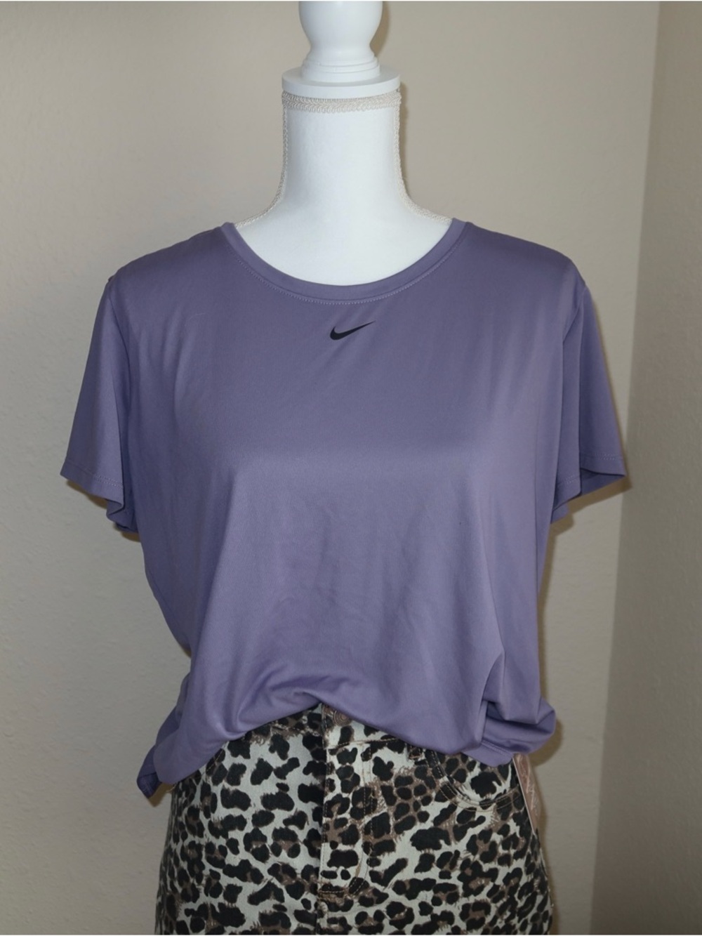 Nike Lavender Short-Sleeve Athletic Tee